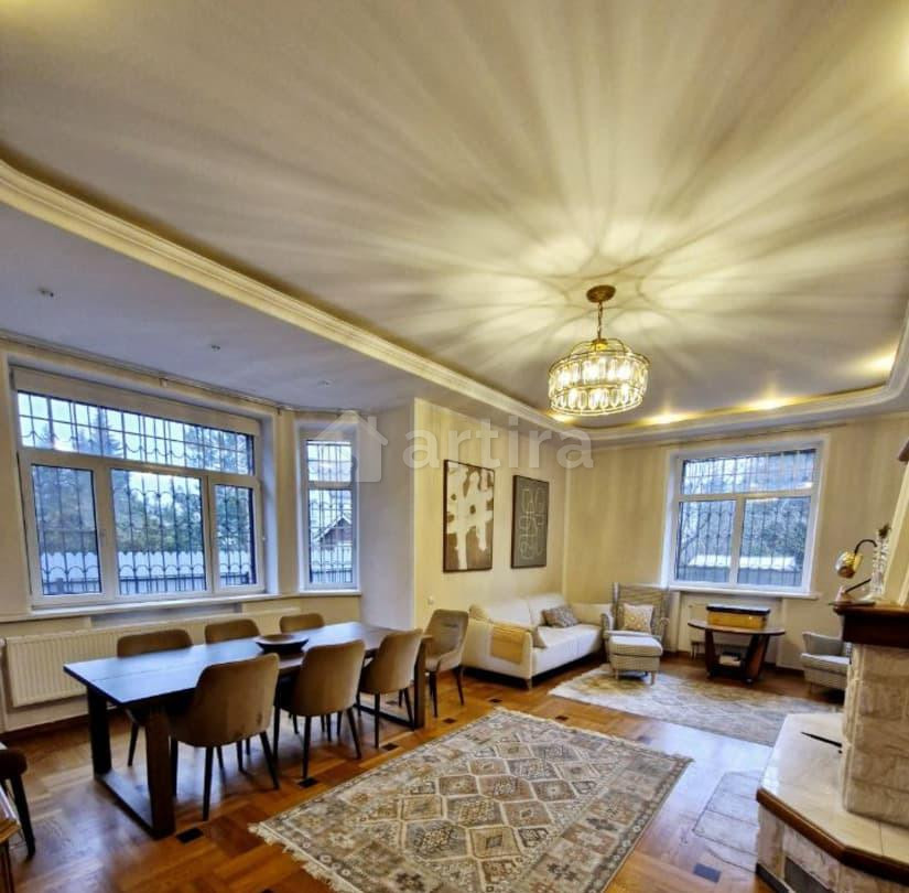 Дом, 435 м2, 15 соток, 3 эт. Москва - изображение 1