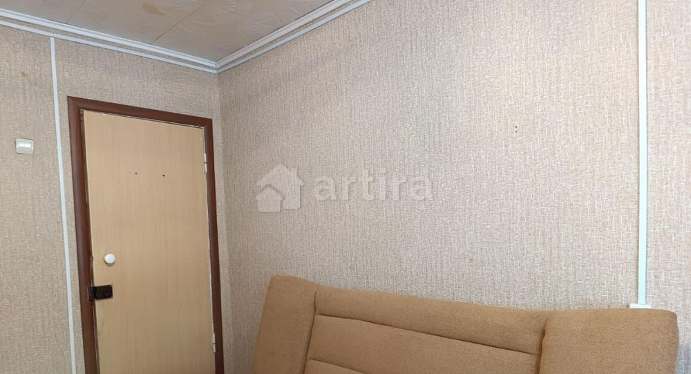 Комната, 50 м2, 1/5 эт. Саратов - изображение 1