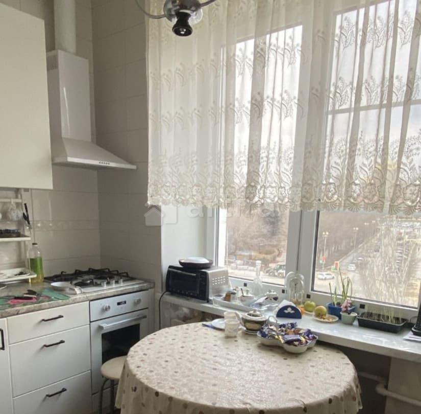 Комната, 20 м2, 5/7 эт. Волгоград - изображение 2