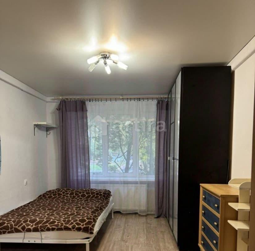 Комната, 13 м2, 1/9 эт. Санкт-Петербург - изображение 1