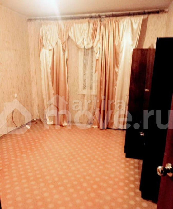 Комната, 13 м2, 10/12 эт. Москва - изображение 1