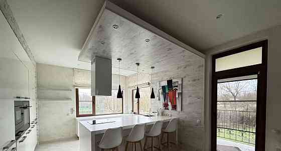 Дом, 300 м2, 16 соток, 2 эт. Санкт-Петербург