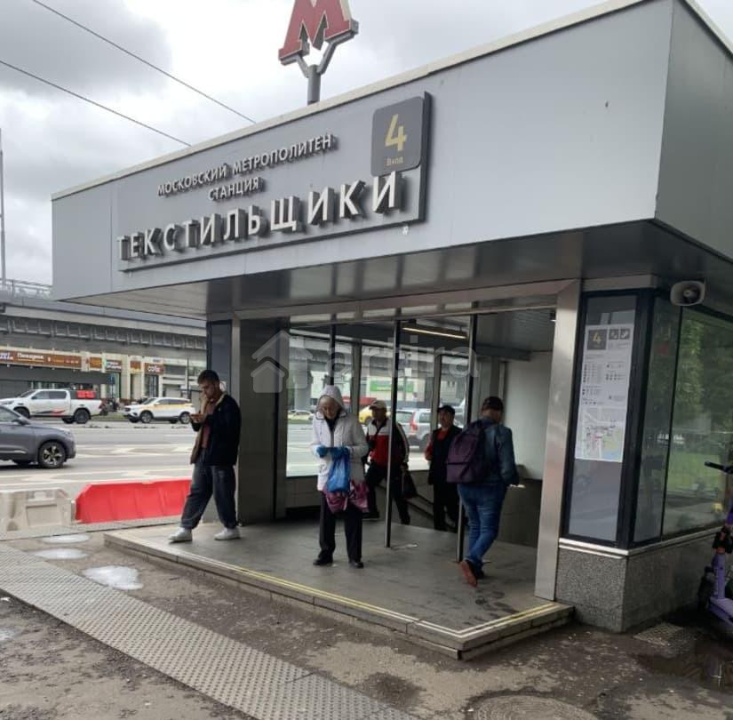 Комната, 40.5 м2, 2/5 эт. Москва - изображение 2