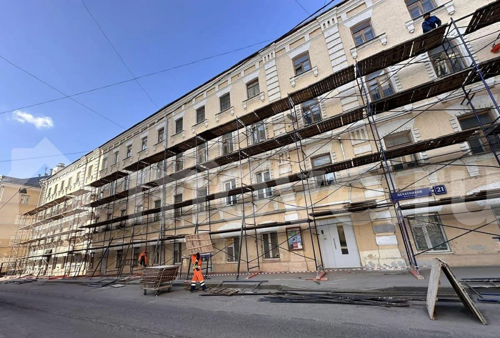 Комната, 7.5 м2, 2/4 эт. Москва - изображение 1