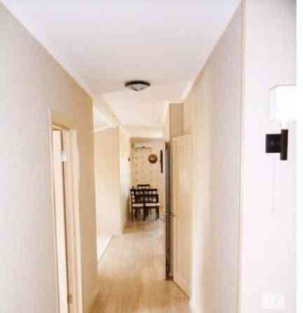 3-комн. квартира, 85 м2, 3/3 эт. Евпатория