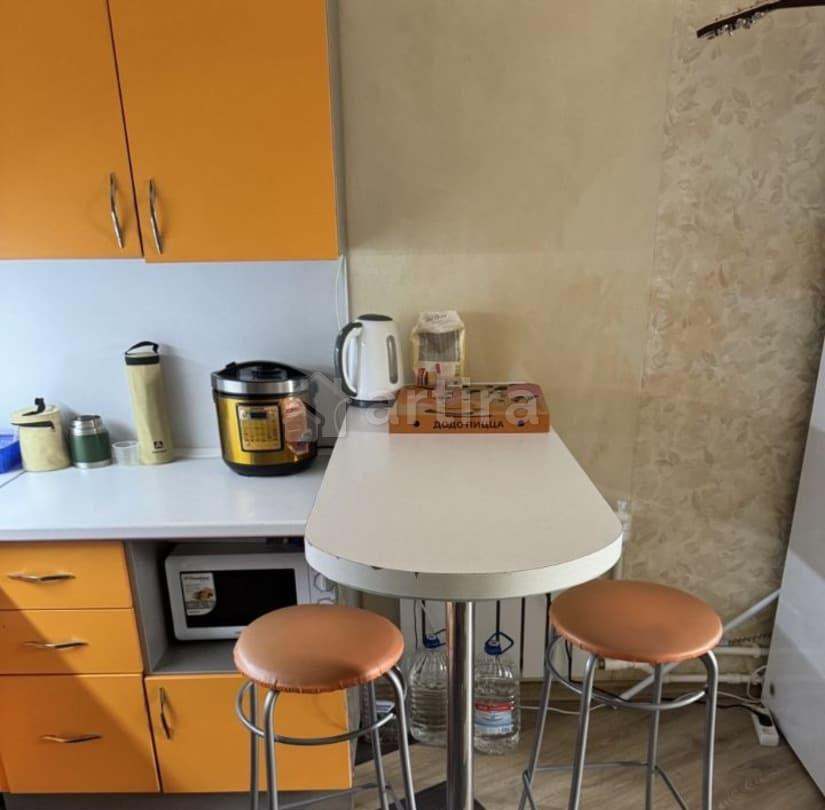 Комната, 18 м2, 5/5 эт. Казань - изображение 1