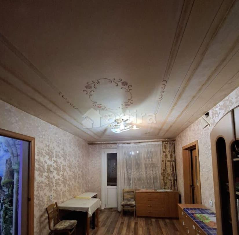 Комната, 60 м2, 5/9 эт. Ростов-на-Дону - изображение 1