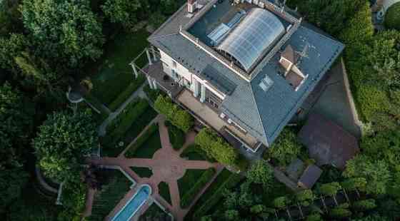 Коттедж, 1300 м2 Москва