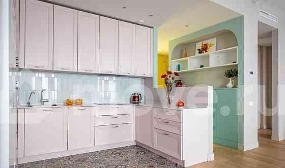 3-комн. квартира, 103 м2, 19/24 эт. Москва