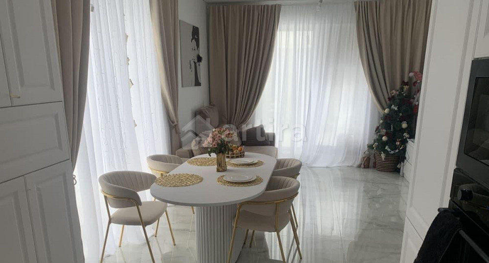 Дом, 277 м2, 6 соток, 3 эт. Истра - изображение 1