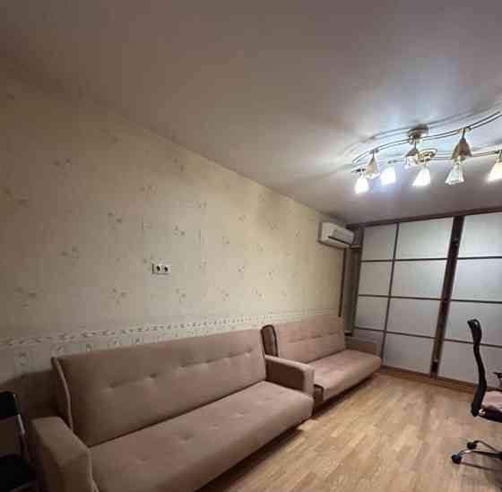 Комната, 42 м2, 8/12 эт. Москва