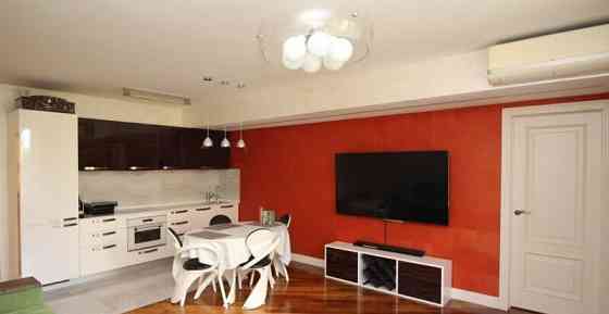 2-комн. квартира, 70 м2, 3/8 эт. Москва