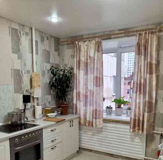 Комната, 72 м2, 2/11 эт. Уфа