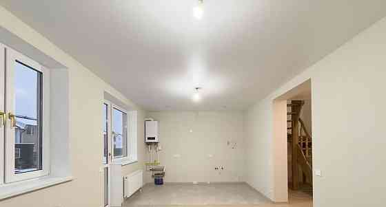 Таунхаус, 90 м2, 1 сотка, 2 эт. Гатчина