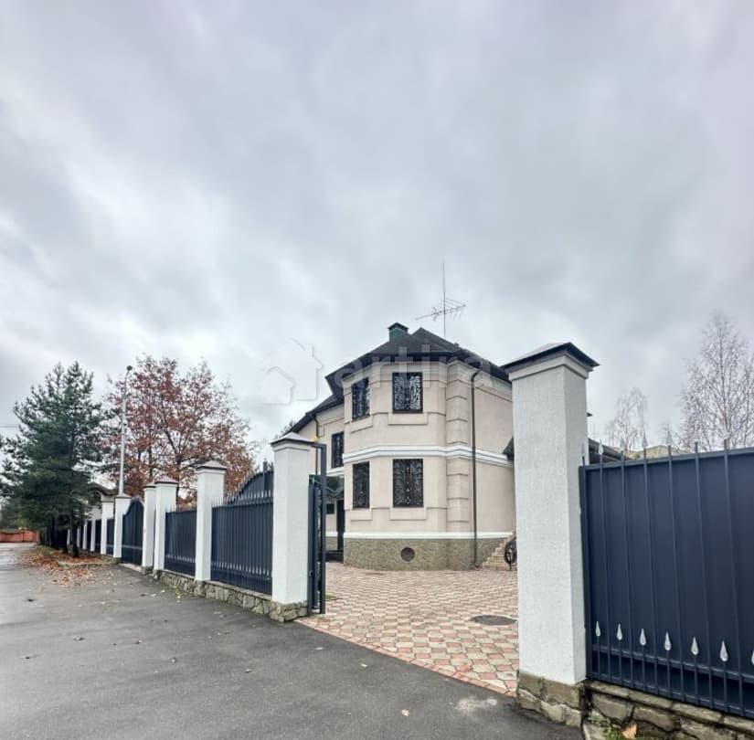 Дом, 450 м2, 15 соток, 3 эт. Солнечногорск - изображение 1