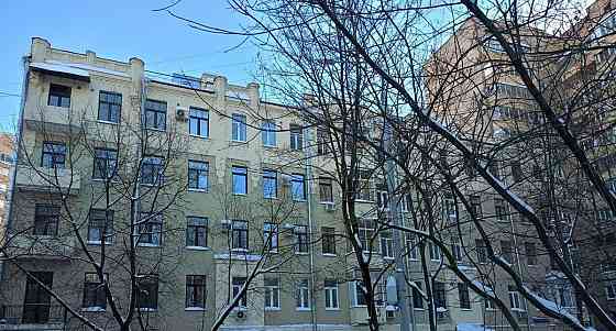 Комната, 23 м2, 1/5 эт. Москва