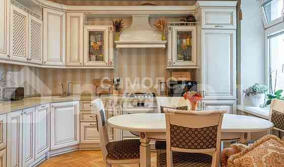 4-комн. квартира, 99.8 м2, 4/5 эт. Москва