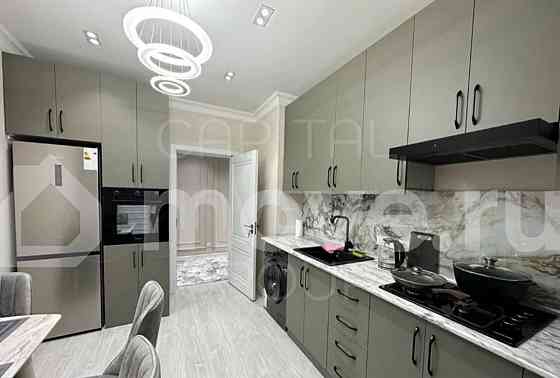 2-комн. квартира, 80 м2, 19/27 эт. Москва