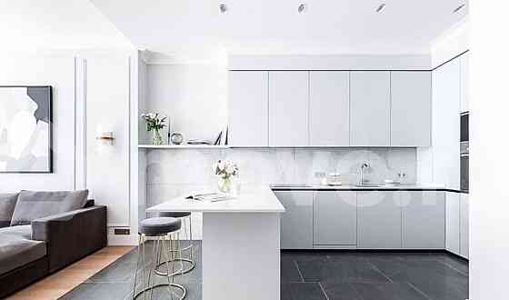 2-комн. апарт-ы, 62 м2, 13/78 эт. Москва