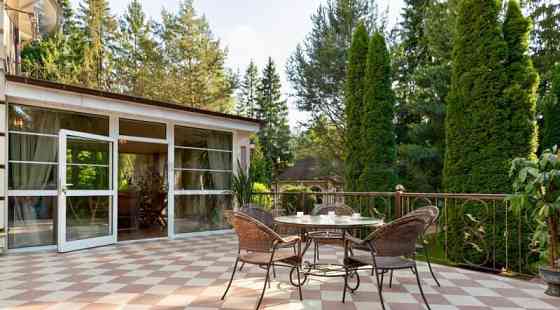 Коттедж, 1100 м2 Апрелевка