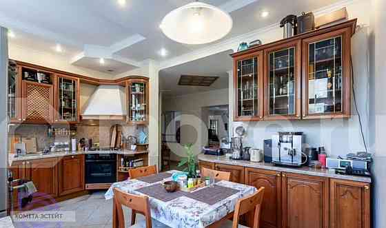 4-комн. квартира, 134.3 м2, 8/9 эт. Москва