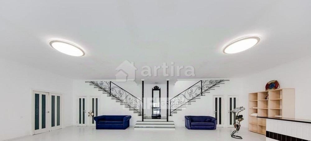 Коттедж, 1200 м2, 18 соток, 3 эт. Барвиха - изображение 1