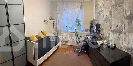 4-комн. квартира, 76 м2, 3/12 эт. Москва