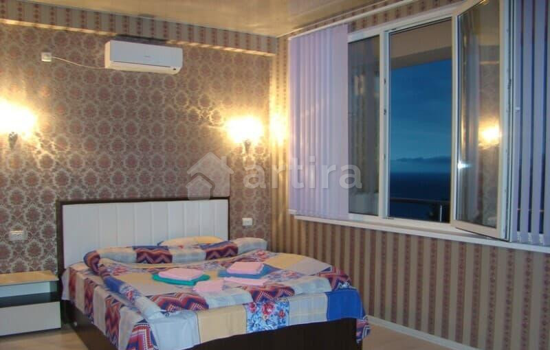 2-комн. квартира, 50 м2, 1/3 эт. Ялта - изображение 1