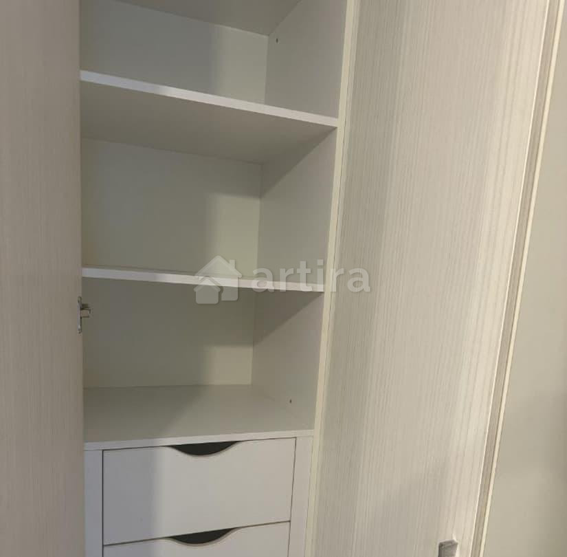 Комната, 18 м2, 2/5 эт. Москва - изображение 1