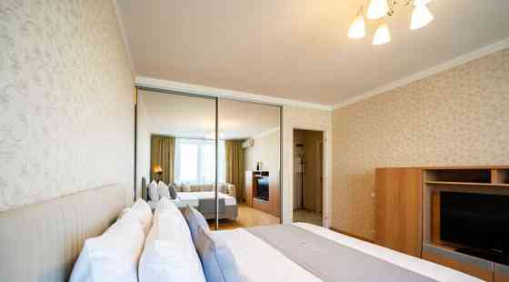 1-комн. квартира, 53 м2, 8/19 эт. Санкт-Петербург