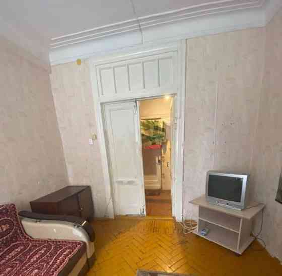 Комната, 13 м2, 1/5 эт. Саратов