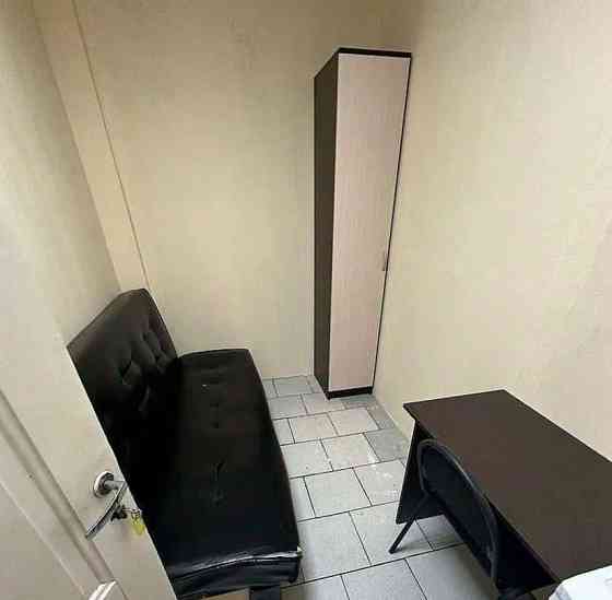 Комната, 8.5 м2, 2/4 эт. Москва