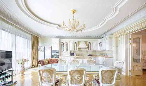 5-комн. квартира, 194 м2, 20/37 эт. Москва