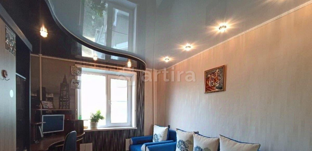 Комната, 45 м2, 3/9 эт. Тольятти - изображение 1