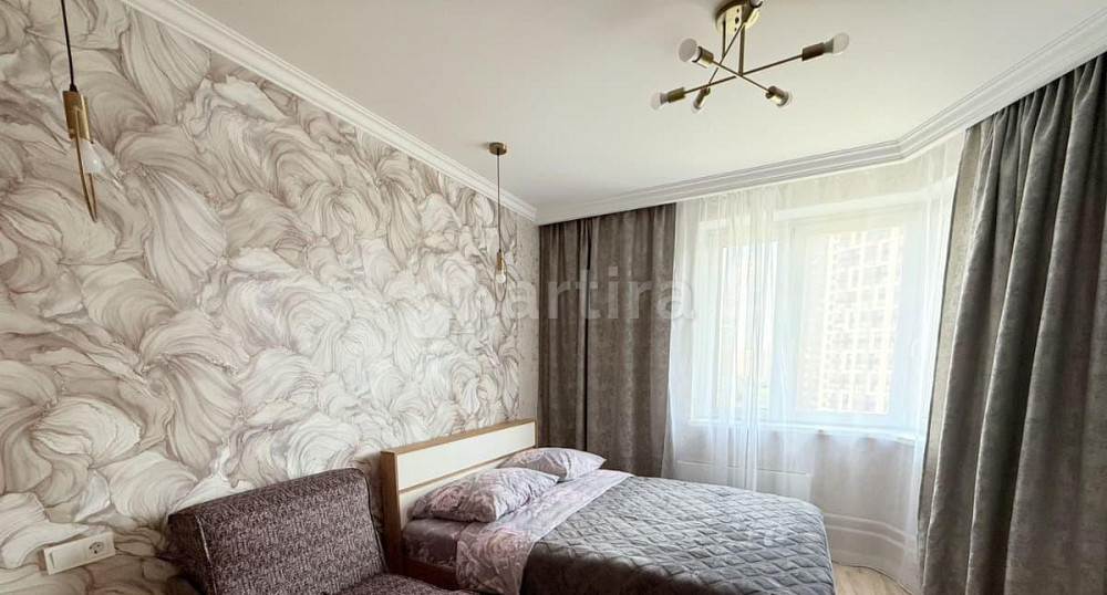 Комната, 100 м2, 18/27 эт. Москва - изображение 1