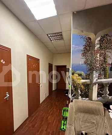 5-комн. квартира, 221.9 м2, 7/8 эт. Москва