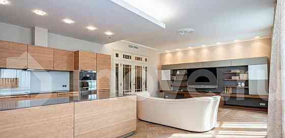 5-комн. пентхаус, 261 м2, 5/10 эт. Москва