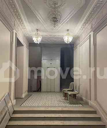 5-комн. квартира, 136.3 м2, 2/6 эт. Москва