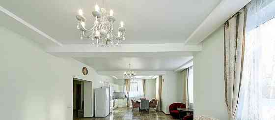 Дом, 248 м2, 12 соток, 3 эт. Рощино