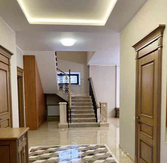 Дом, 830 м2, 18 соток, 2 эт. Москва