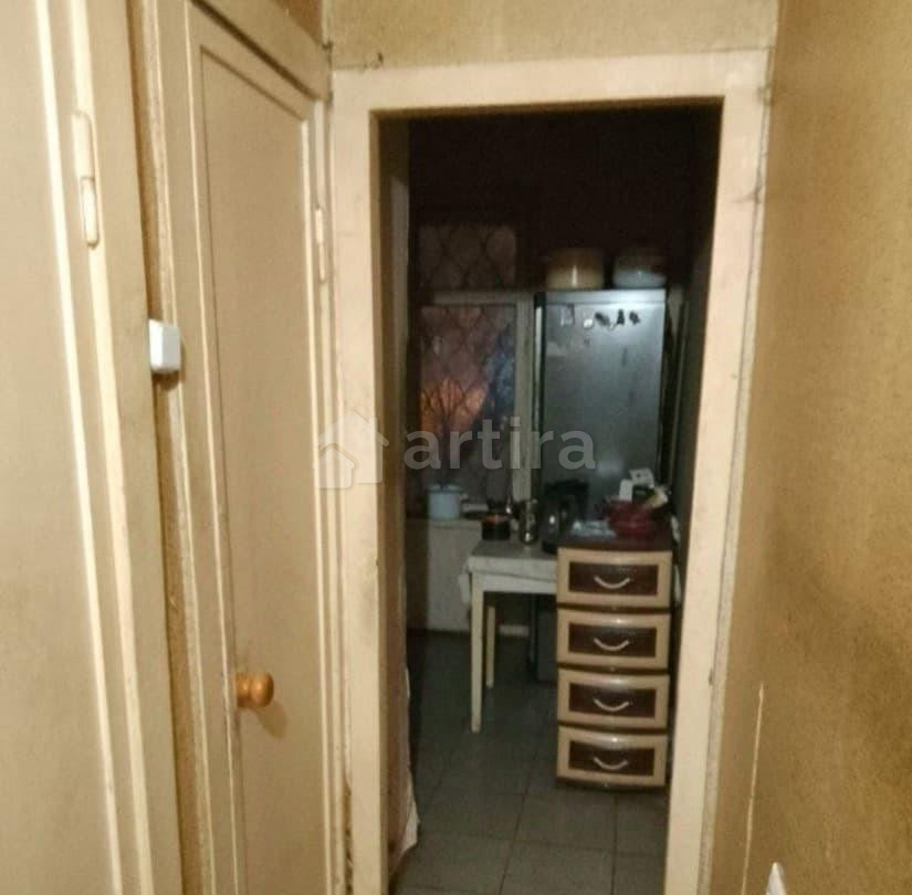 Комната, 20 м2, 1/5 эт. Москва - изображение 1