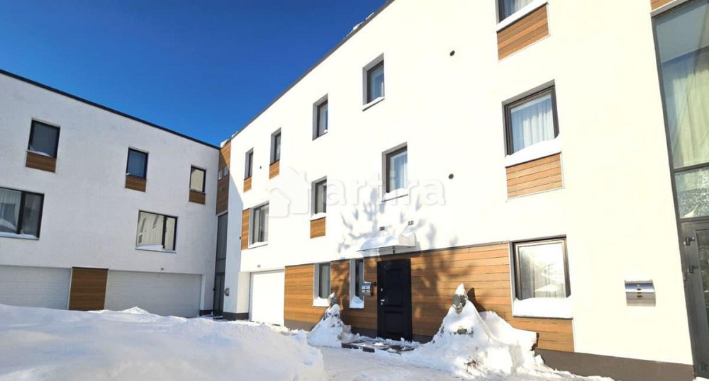 Таунхаус, 183 м2, 1 сотка, 3 эт. Верхний Услон - изображение 1