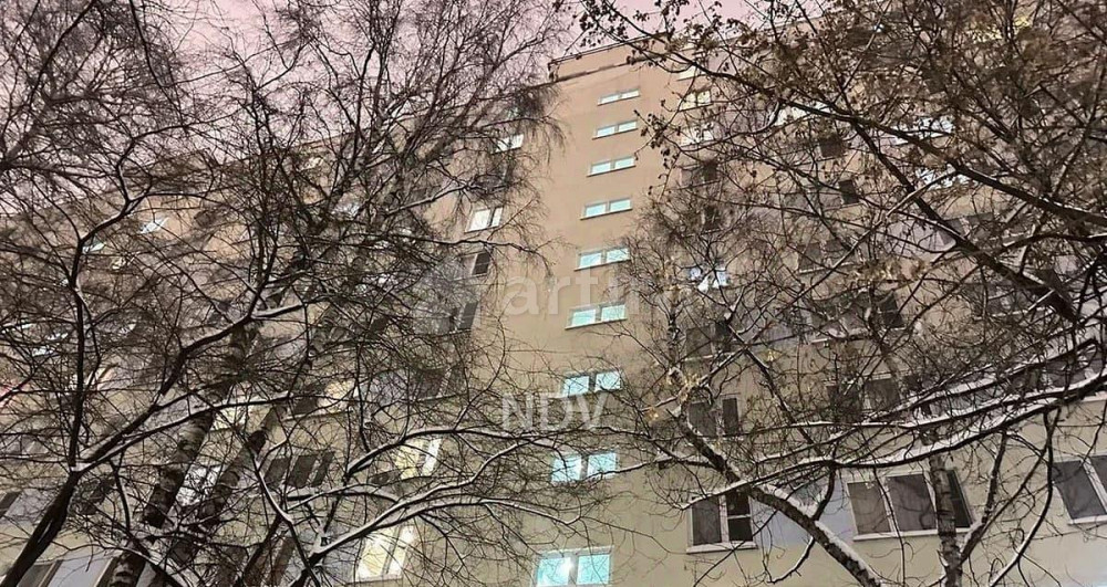 Комната, 17 м2, 2/12 эт. Москва - изображение 1