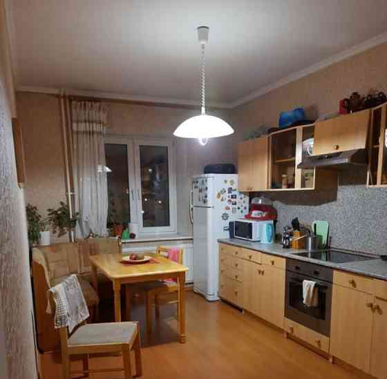 Комната, 70 м2, 3/5 эт. Санкт-Петербург