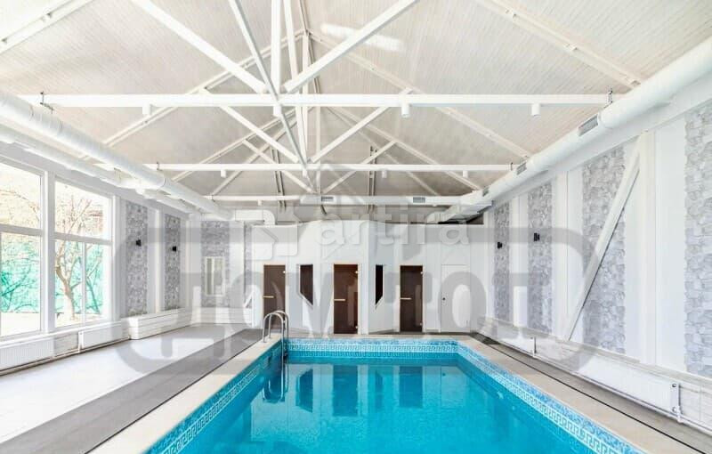 Коттедж, 900 м2 Мытищи - изображение 1