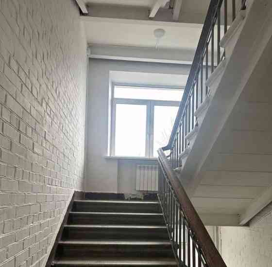 Комната, 50 м2, 2/10 эт. Москва