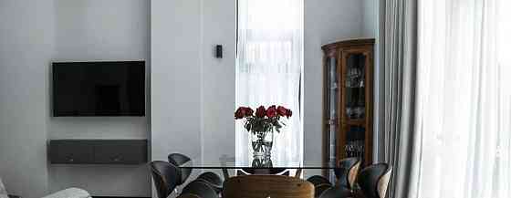 Таунхаус, 250 м2, 1.7 сотки, 4 эт. Истра