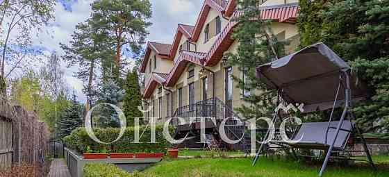 Таунхаус, 135 м2, 12 соток, 3 эт. Санкт-Петербург