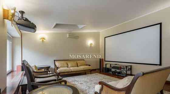 Коттедж, 1000 м2 Троицк