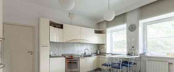 Дом, 450 м2, 28 соток, 2 эт. Руза